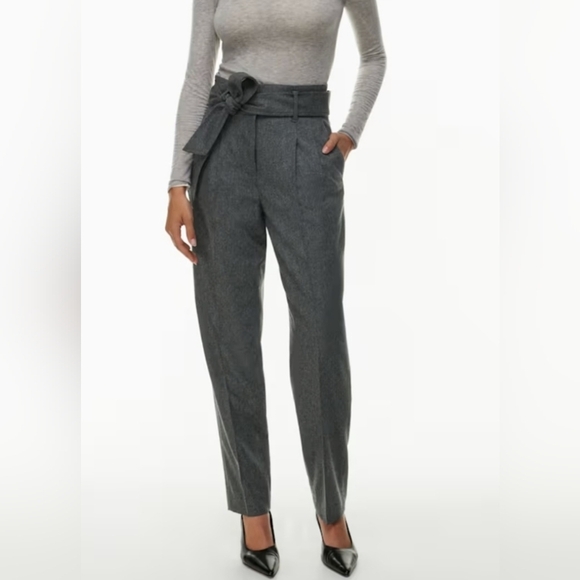 Aritzia Pants - Aritzia Wilfred Gia Pants. Heather Dark Grey. 68%wool. 5% Cashmere. Size 2